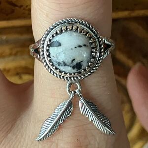 White Buffalo Turquoise Sterling Silver Feather Ring Size 8